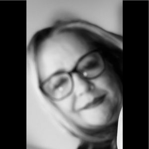 Meet your Posher, Lynne